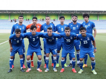 On doqquz yaşadək futbolçulardan ibarət Azərbaycan yığması böyük hesablı qələbə qazanıb