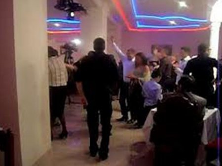 Bakıda 77 nəfəri zəhərləyən məşhur restoran bağlandı