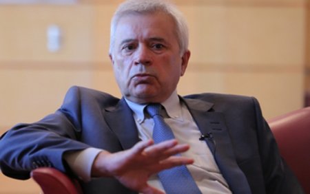 Azərbaycanlı milyarder ada kirayələdi- Ad günü üçün...
