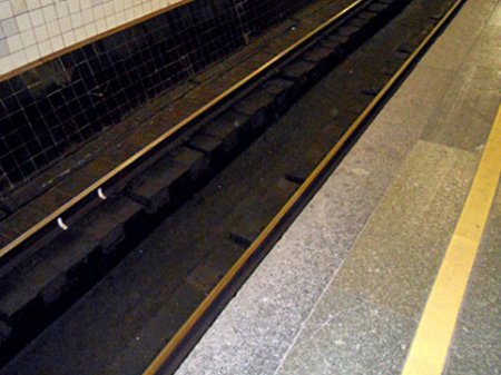 Bakı metrosunda faciə - YENİLƏNİB - FOTO