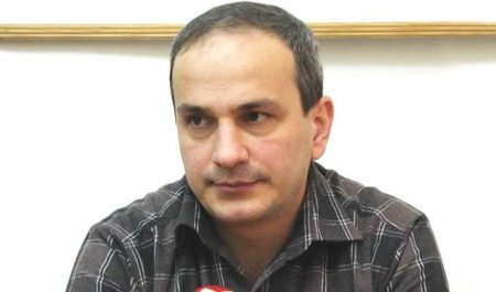  “Dövlət qurumlarında ixtisarlar olacaq” - Ekspert