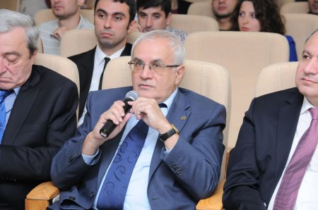 18 ÖLKƏDƏN GƏNC ALİM BAKIDA TOPLAŞIB-FOTOLAR