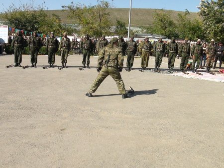 Füzuli RİH başçısı n saylı hərbi hissədə əsgər valideynləri ilə görüşmüşdü- FOTOLAR
