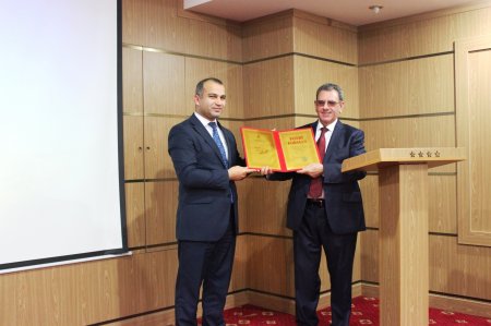 İstedadlı yazıçı-şair Şöhlət Əfşarın Nərimanov rayon gəncləri ilə görüşü keçirilib- FOTOLAR
