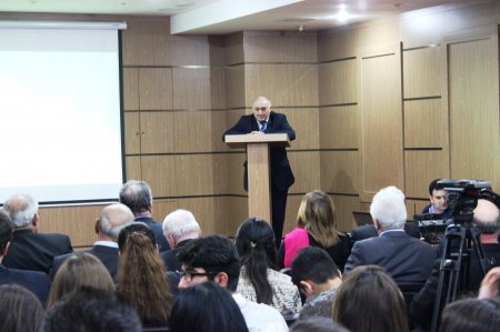 İstedadlı yazıçı-şair Şöhlət Əfşarın Nərimanov rayon gəncləri ilə görüşü keçirilib- FOTOLAR