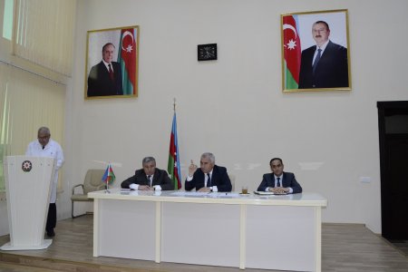Alı Alıyev tibb işçiləri ilə görüşdü - FOTOLAR