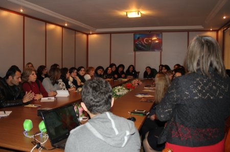 Azərbaycan Texnologiya Universitetində Gəncənin ingilis dili müəllimləri üçün seminar təşkil olunub - FOTOLAR