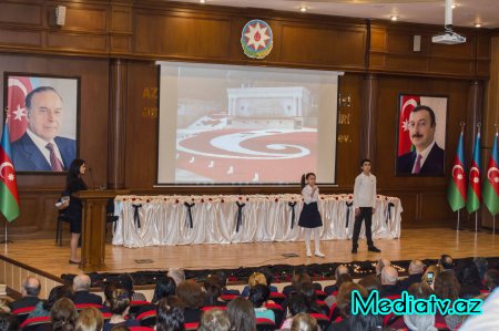 Nərimanov Rayon İcra Hakimiyyətində 20 Yanvar faciəsinin iyirmi altıncı ildönümü qeyd edildi - FOTOLAR