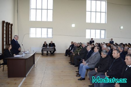 Füzuli RİH başçısı səyyar-qəbul görüş keçirdi - FOTOLAR