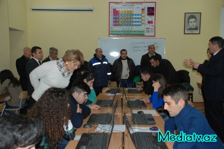 GƏNCƏ DÖVLƏT UNİVERSİTETİNDƏ “AÇIQ QAPI” KEÇİRİLMİŞDİR - FOTOLAR