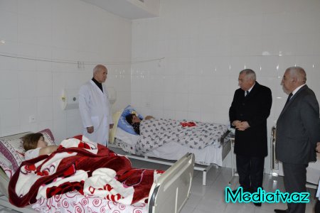 Alı Alıyev rayonda əhaliyə göstərilən tibbi xidmətin vəziyyəti ilə yerində tanış olub - FOTOLAR