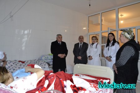 Alı Alıyev rayonda əhaliyə göstərilən tibbi xidmətin vəziyyəti ilə yerində tanış olub - FOTOLAR
