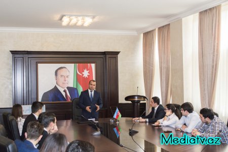 Nərimanovda Azərbaycan Turizm və Menecment Universitetinin Tələbə-Gənclər Təşkilatının fəal üzvləri ilə görüş keçirilib - FOTOLAR