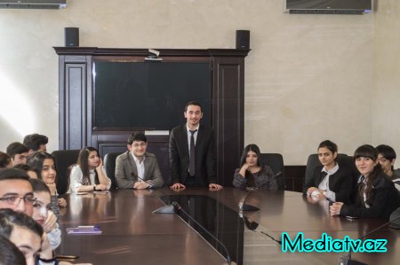 Nərimanovda Azərbaycan Turizm və Menecment Universitetinin Tələbə-Gənclər Təşkilatının fəal üzvləri ilə görüş keçirilib - FOTOLAR