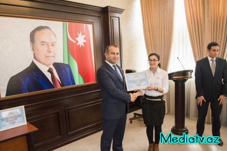 Nərimanovda Azərbaycan Turizm və Menecment Universitetinin Tələbə-Gənclər Təşkilatının fəal üzvləri ilə görüş keçirilib - FOTOLAR