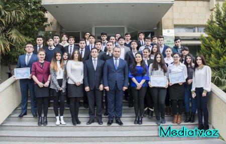 Nərimanovda Azərbaycan Turizm və Menecment Universitetinin Tələbə-Gənclər Təşkilatının fəal üzvləri ilə görüş keçirilib - FOTOLAR