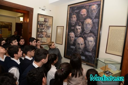 Nəsimi məktəbliləri Memorial Soyqırım Muzeyi ilə tanış olmuşlar - FOTOLAR