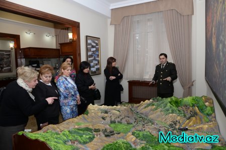 Nəsimi məktəbliləri Memorial Soyqırım Muzeyi ilə tanış olmuşlar - FOTOLAR