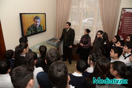 Nəsimi məktəbliləri Memorial Soyqırım Muzeyi ilə tanış olmuşlar - FOTOLAR