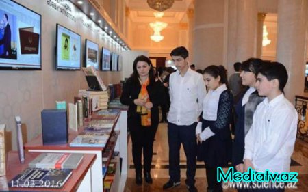 Nəsimi rayon məktəbliləri Azərbaycan Milli Elmlər Akademiyasında - FOTOLAR