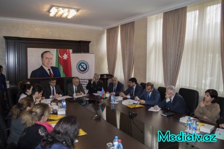 Nərimanovda narkotik vasitələrin qanunsuz dövriyyəsinə və narkomanlığa qarşı mübarizəyə həsr olunmuş tədbir - FOTOLAR