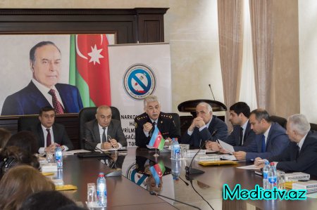Nərimanovda narkotik vasitələrin qanunsuz dövriyyəsinə və narkomanlığa qarşı mübarizəyə həsr olunmuş tədbir - FOTOLAR