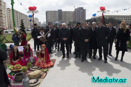 Nərimanovda Novruz bayramı münasibəti ilə təntənəli bayram tədbiri keçirilib - FOTOLAR