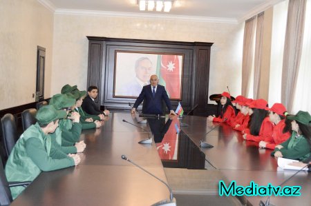 Nərimanov rayon məktəblilərindən ibarət növbəti qrup “Ölkəmizi tanıyaq” devizi ilə ölkə turuna yola salınıb - FOTOLAR