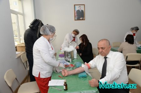 Nəsimi rayonunda Ordumuza dəstək məqsədilə qanvermə aksiyası keçirilmişdir - FOTOLAR