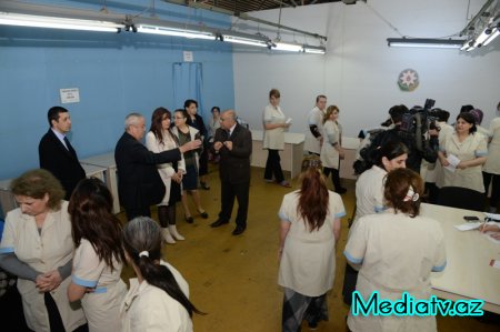 Nəsimi rayonunda əhalinin tibbi müayinə tədbirləri davam etdirilir - FOTOLAR