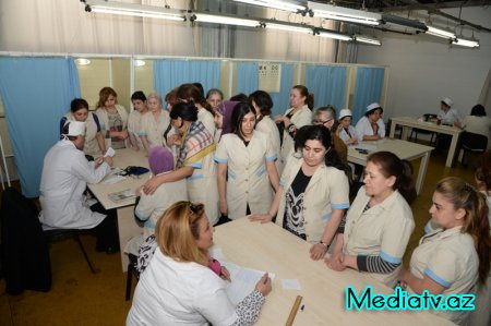Nəsimi rayonunda əhalinin tibbi müayinə tədbirləri davam etdirilir - FOTOLAR
