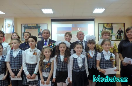 Həştərxanda ümummilli lider Heydər Əliyevin doğum gününə həsr olunmuş təntənəli tədbir keçirilib - FOTOLAR