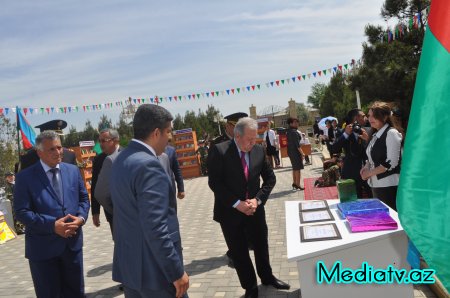 Hacıqabulda Ümummilli liderin anadan olmasının 93-cü ildönümü münasibətilə tədbir keçirilib- FOTOLAR