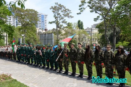 Nəsimi rayonunda II Dünya Müharibəsində tarixi Qələbənin 71-ci ildönümü qeyd olunmuşdur - FOTOLAR 