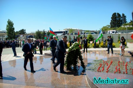 Nərimanov rayonunda faşizm üzərində Qələbənin 71-ci ildönümü qeyd edilib - FOTOLAR