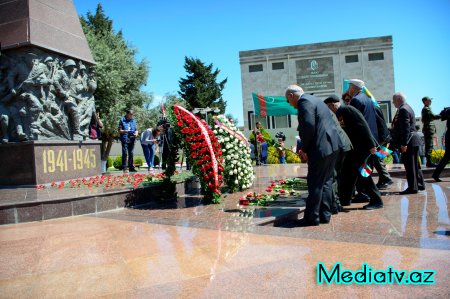 Nərimanov rayonunda faşizm üzərində Qələbənin 71-ci ildönümü qeyd edilib - FOTOLAR