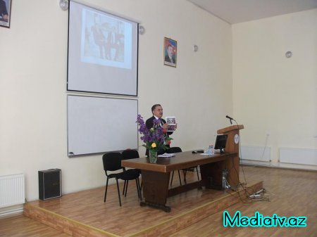 AQRAR UNİVERSİTETİNİN AQRANOMLUQ FAKÜLTƏSİNDƏ ULU ÖNDƏR YAD EDİLİB - FOTOLAR