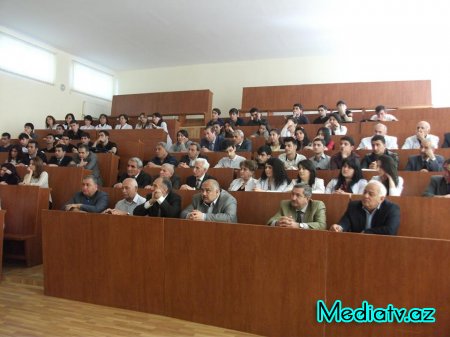 AQRAR UNİVERSİTETİNİN AQRANOMLUQ FAKÜLTƏSİNDƏ ULU ÖNDƏR YAD EDİLİB - FOTOLAR