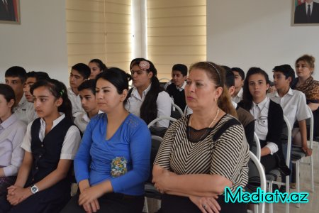 Hacıqabulda “Tarixi keçmişimizi yaşadan muzeylər” adlı tədbir keçirildi - FOTOLAR