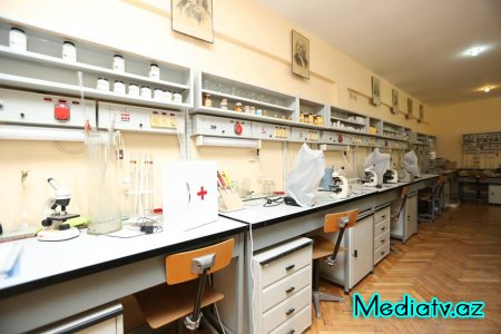 AQRAR UNİVERSİTETİ HƏM DƏ TORPAĞIN “DİLİNİ” ÖYRƏDİR - FOTOLAR