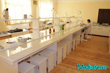 AQRAR UNİVERSİTETİ HƏM DƏ TORPAĞIN “DİLİNİ” ÖYRƏDİR - FOTOLAR