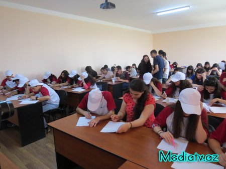 Nərimanovda “Gənclərin Bilik Olimpiadası”adlı layihənin növbəti seçmə turu keçirilib - FOTOLAR