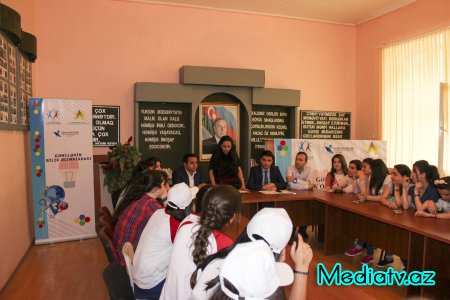 “Yeni Gələcək” Gənclərin Maarifləndirilməsi İctimai Birliyi tərəfindən “Gənclərin Bilik Olimpiadası” adlı layihənin növbəti seçim turu keçirilib - FOTOLAR