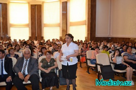 Kürdəmirdə “Azərbaycan multikulturalizminin ədəbi-bədii qaynaqları” kitabının müzakirəsinə həsr olunmuş tədbir keçirilib - FOTOLAR