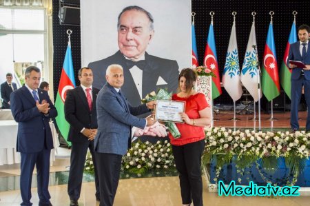 Nərimanovda "15 İyun - Milli Qurtuluş Günü"nə həsr olunmuş bayram tədbiri keçirilib- FOTOLAR
