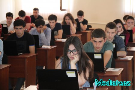 AQRAR UNİVERSİTETİNDƏ YAZ İMTAHAN SESSİYASI UĞURLA DAVAM EDİR - FOTOLAR