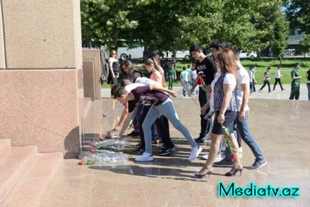 Nəsimi rayon məktəbliləri Qəbələ rayonunda sərhəd zastavasının bazasında “Sərhədçi” yay istirahət düşərgəsinə yola düşdülər - FOTOLAR