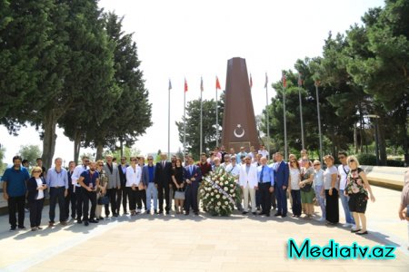 Türkiyə Respublikasının İzmit Bələdiyyəsi nümayəndə heyəti Nəsimi rayon İcra Hakimiyyətində olmuşlar - FOTOLAR