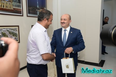 Milli Mətbuatın 141 illiyi ərəfəsində Nəsimi rayonunda jurnalistlərlə görüş keçirilmişdir - FOTOLAR