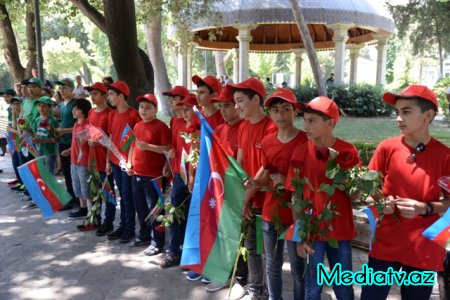 “Gənc İlhamçılar”  Qubaya istirahətə göndərilmişdir - FOTOLAR